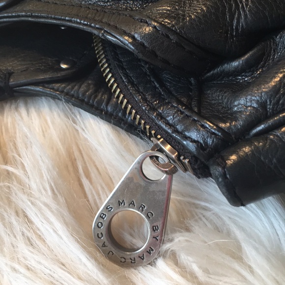 Marc by Marc Jacobs purse - Picture 15 of 16